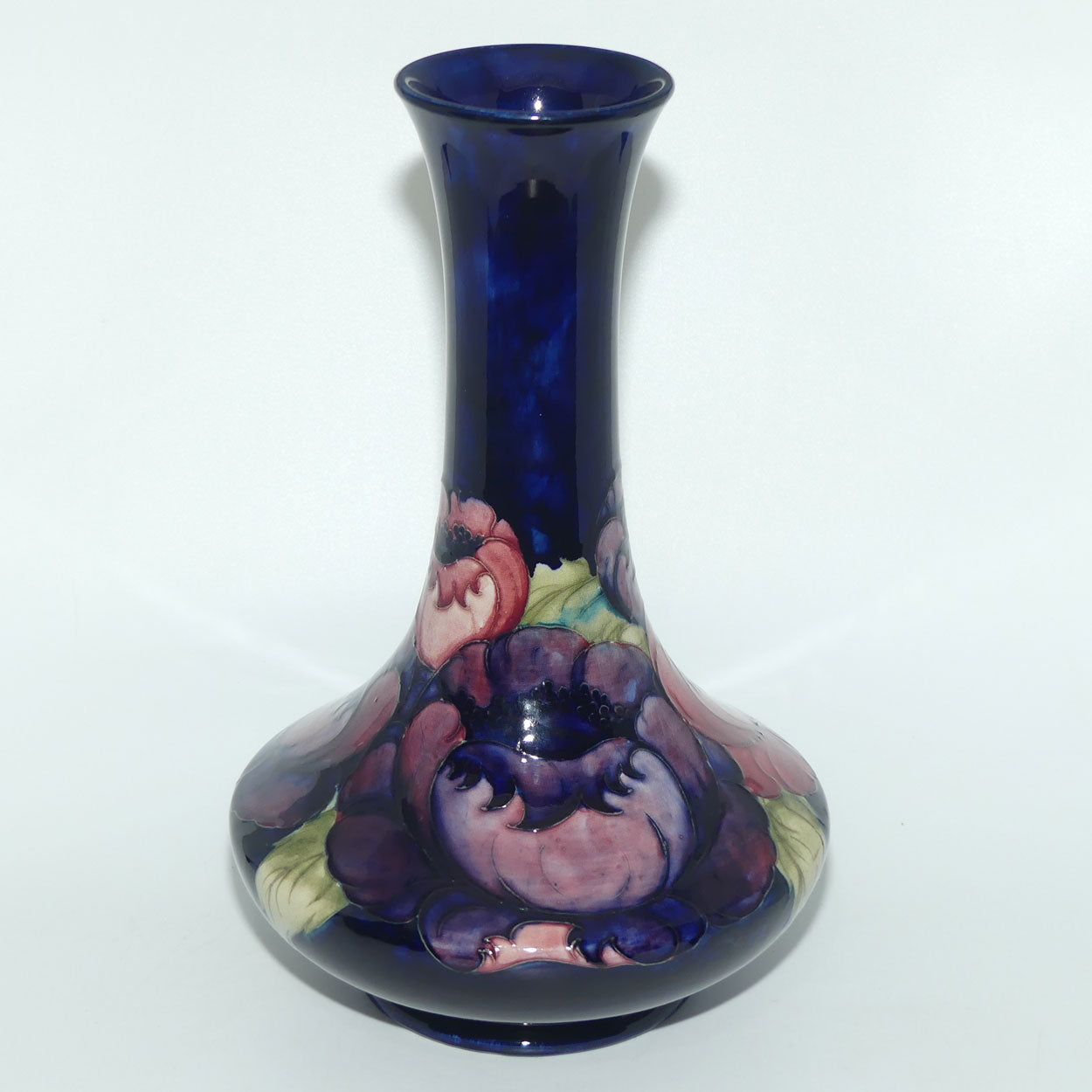 William Moorcroft Poppies 62/13 vase (Large Poppies)