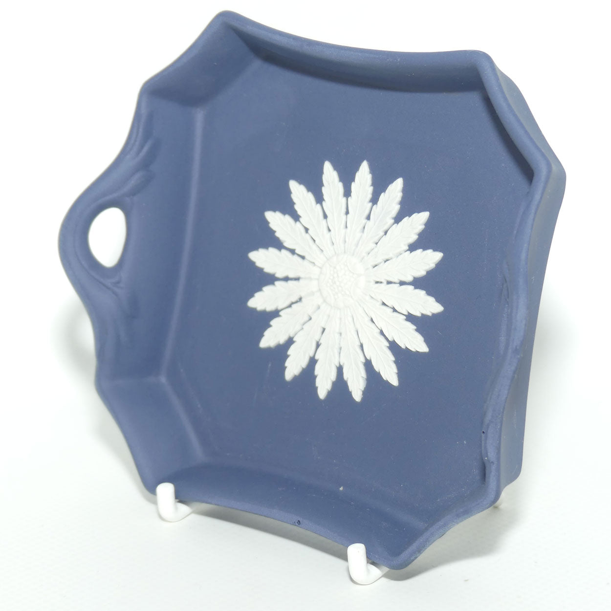 Wedgwood Jasper | White on Portland Blue | Twin Handled Floral tray