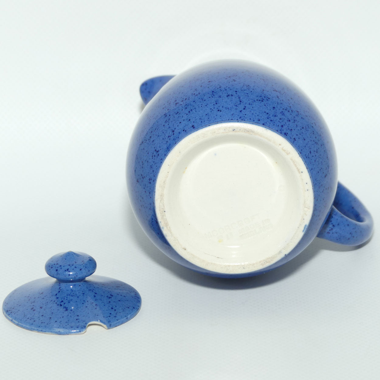 Moorcroft Powder Blue jug | Fitted Lid | 13.5cm tall