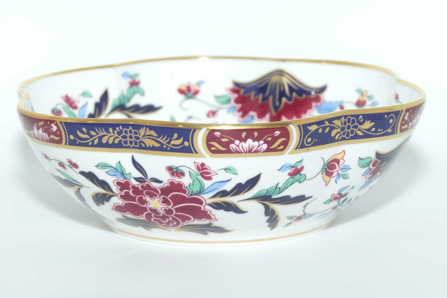 Royal Worcester bowl | Prince Regent pattern | 16.5cms wide