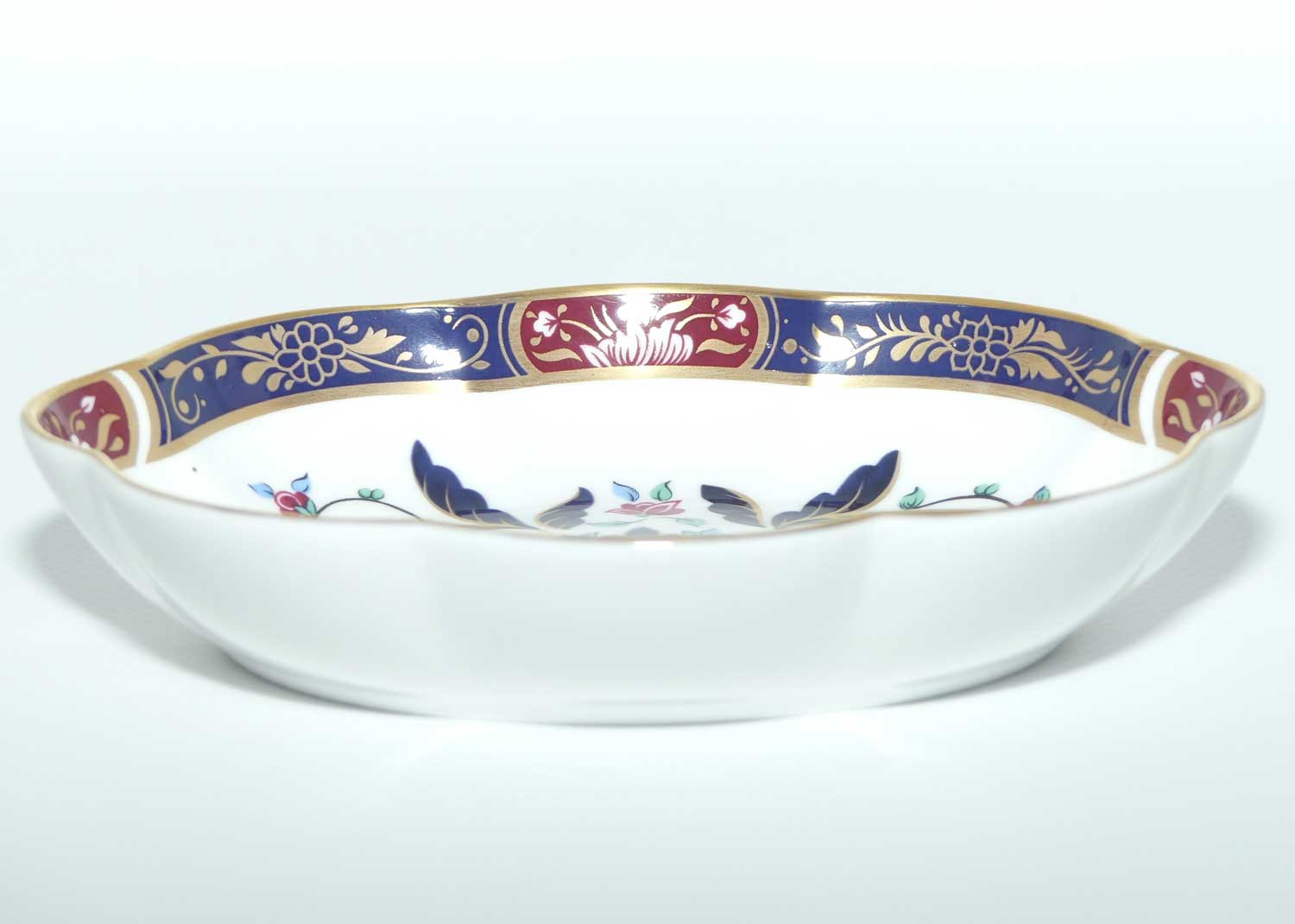 Royal Worcester oval dish | Prince Regent pattern | 15cms wide