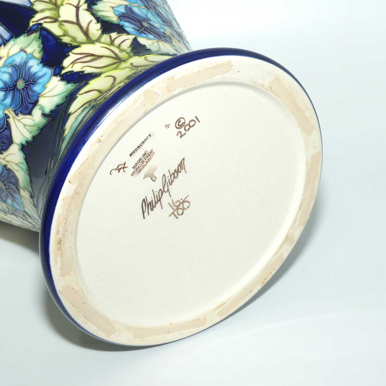 Moorcroft Profusion 65/16 Prestige Vase (Ltd Ed)