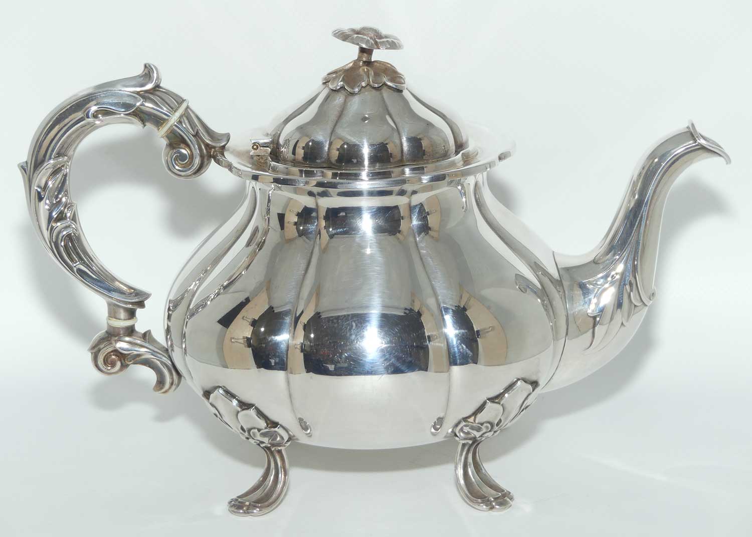 Fine quality Cohr Denmark EPNS Silver Plated Tea Pot with pumpkin shape on 4 feet