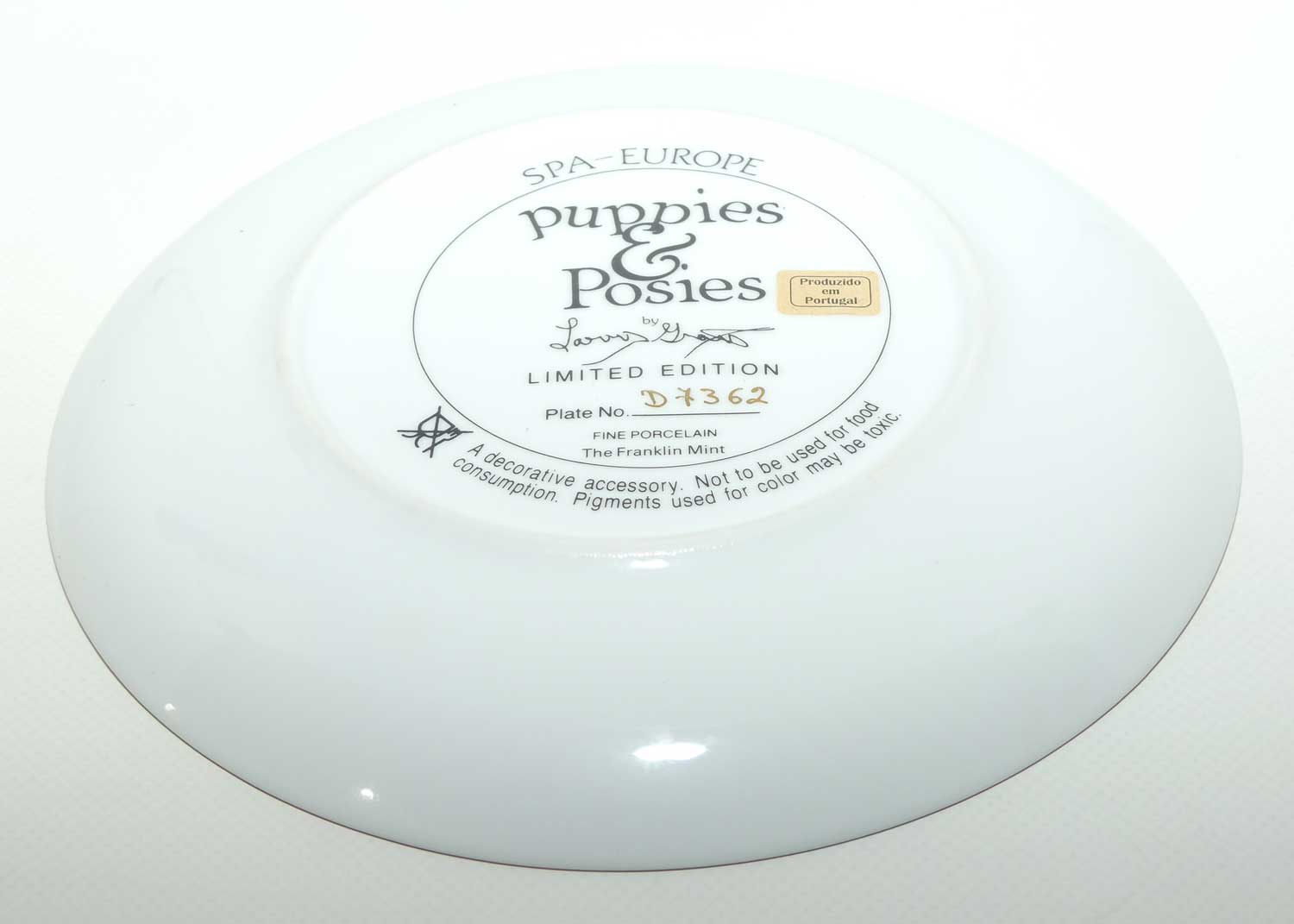 Franklin Mint | Puppies and Posies plate by Larry Grant