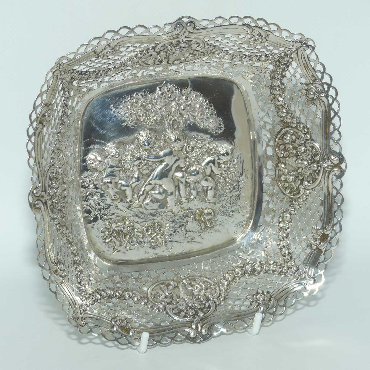 German 800 Silver  beautiful reticulated dish depicting Putti at Play
