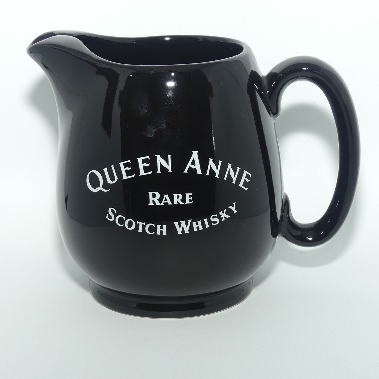 Wade Regicor Queen Anne Rare Scotch Whisky water jug
