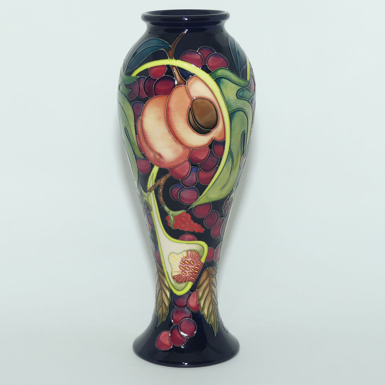 Moorcroft Queens Choice 75/10 vase