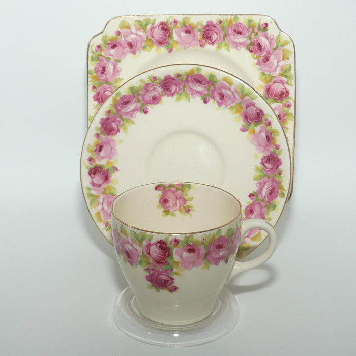 Royal Doulton Raby Rose trio D5533