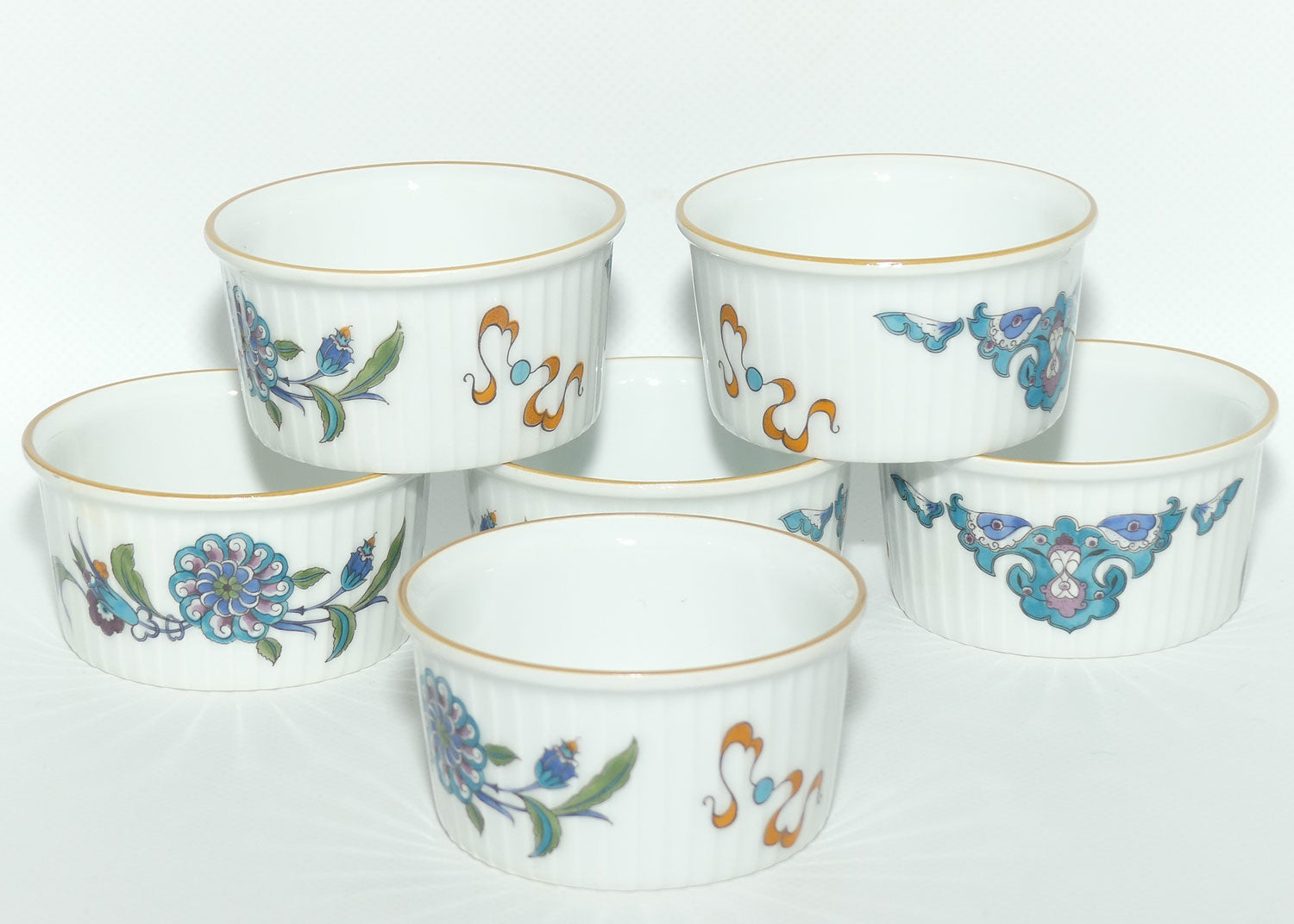 Royal Worcester set of 6 Floral ramekins