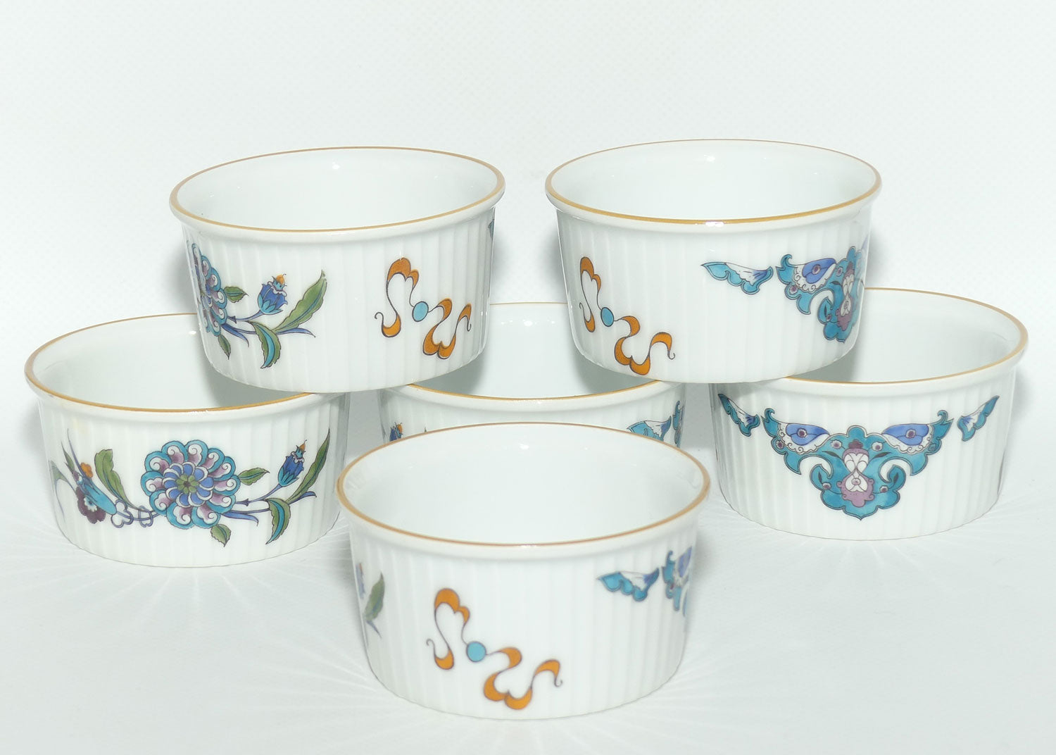 Royal Worcester set of 6 Floral ramekins