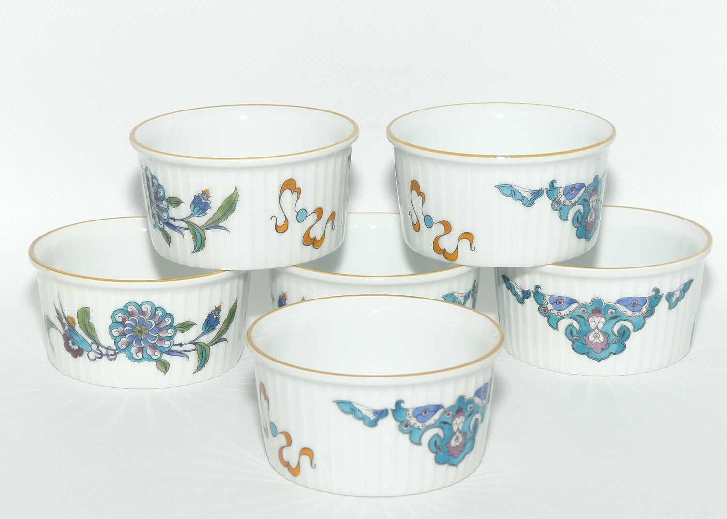 Royal Worcester set of 6 Floral ramekins