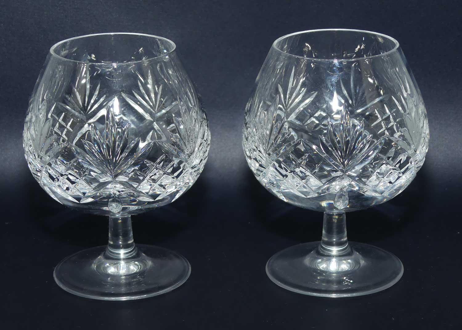 RCR Crystal Pair of Brandy balloons