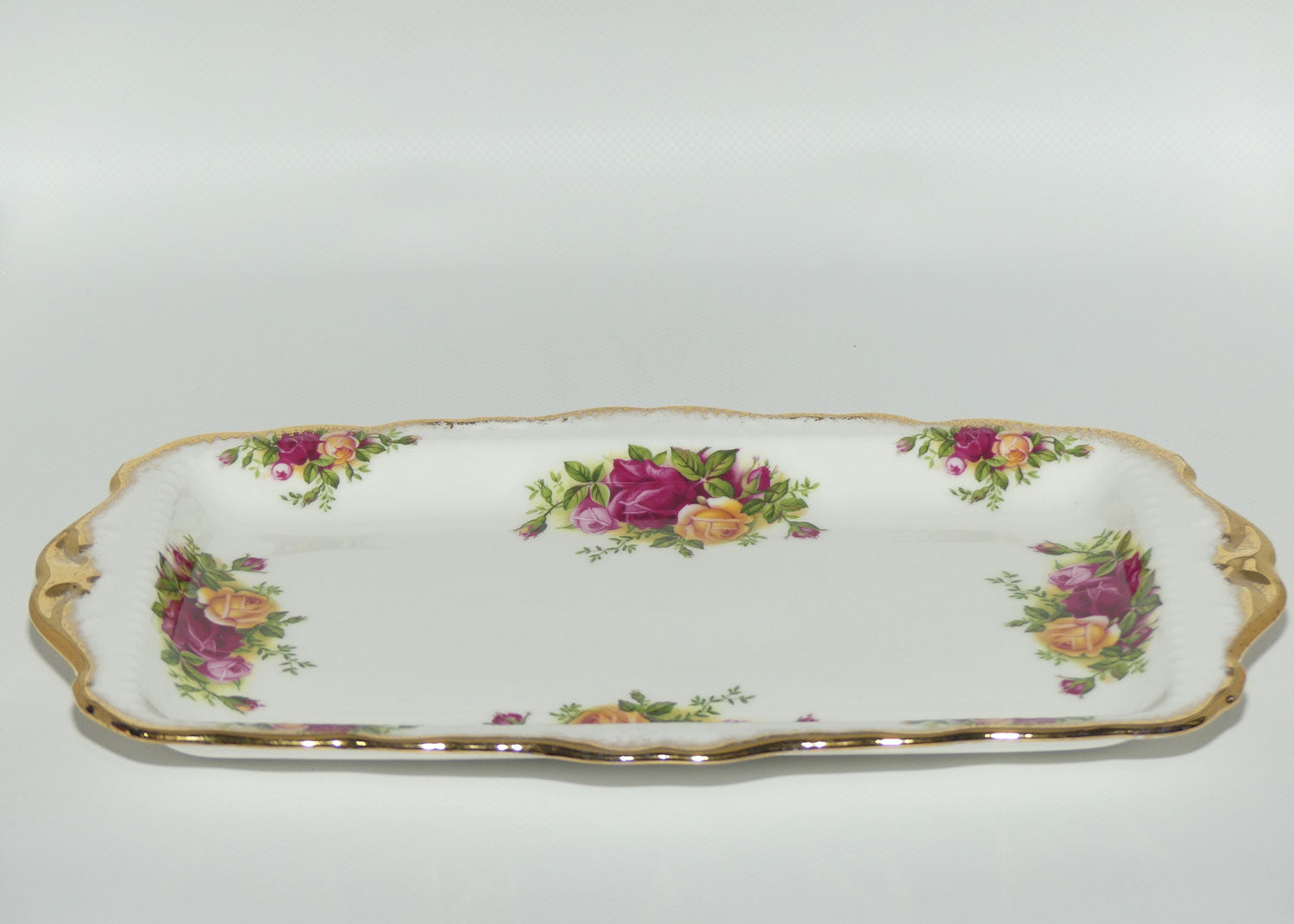 Royal Albert Bone China England Old Country Roses Handled Rectangle Tray | 29.5cm  | © 1962 Royal Albert Ltd backstamp | #1
