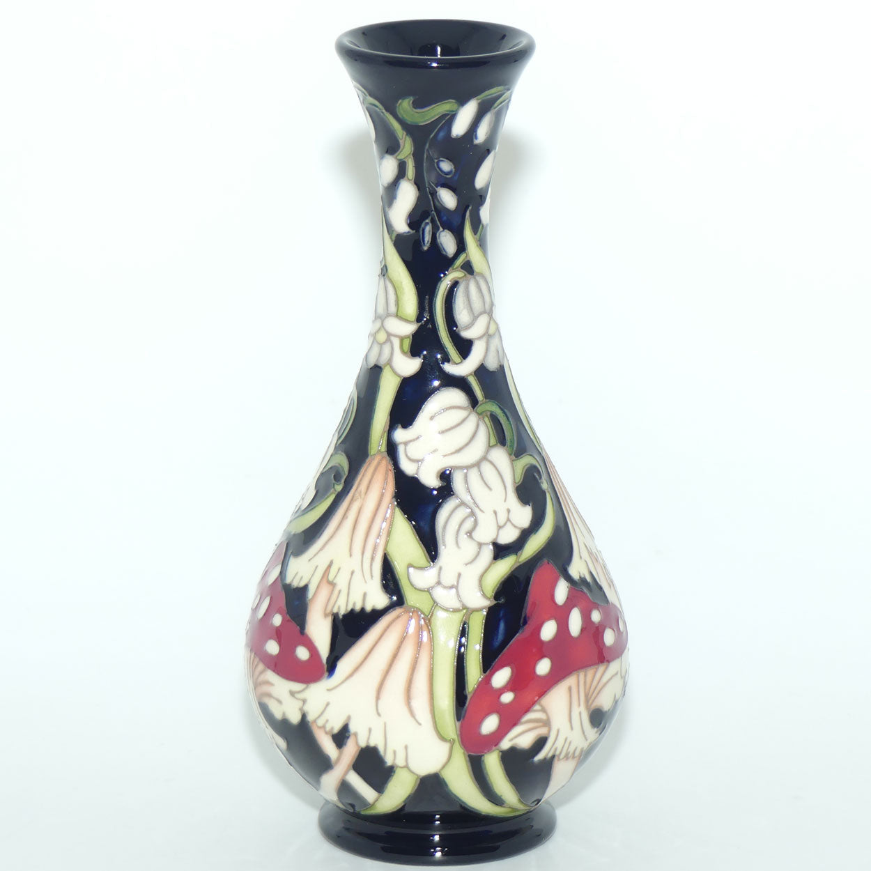 Moorcroft Reverie 80/6 vase | NE #8