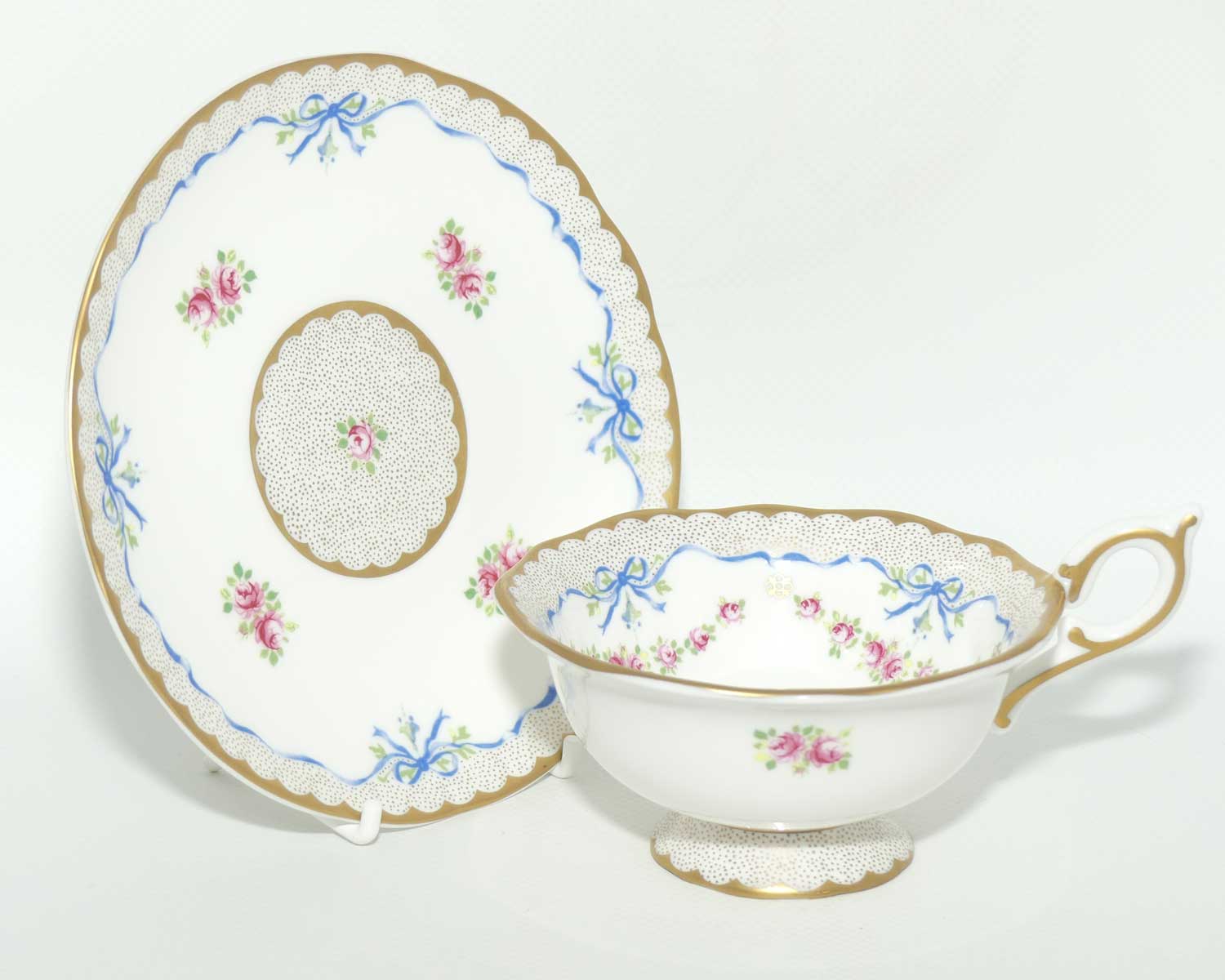 Wedgwood duo | Harlequin Collection | Ribbon and Roses