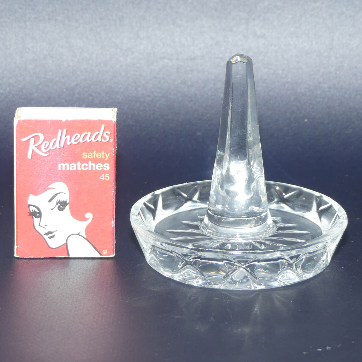Small Crystal ring stand