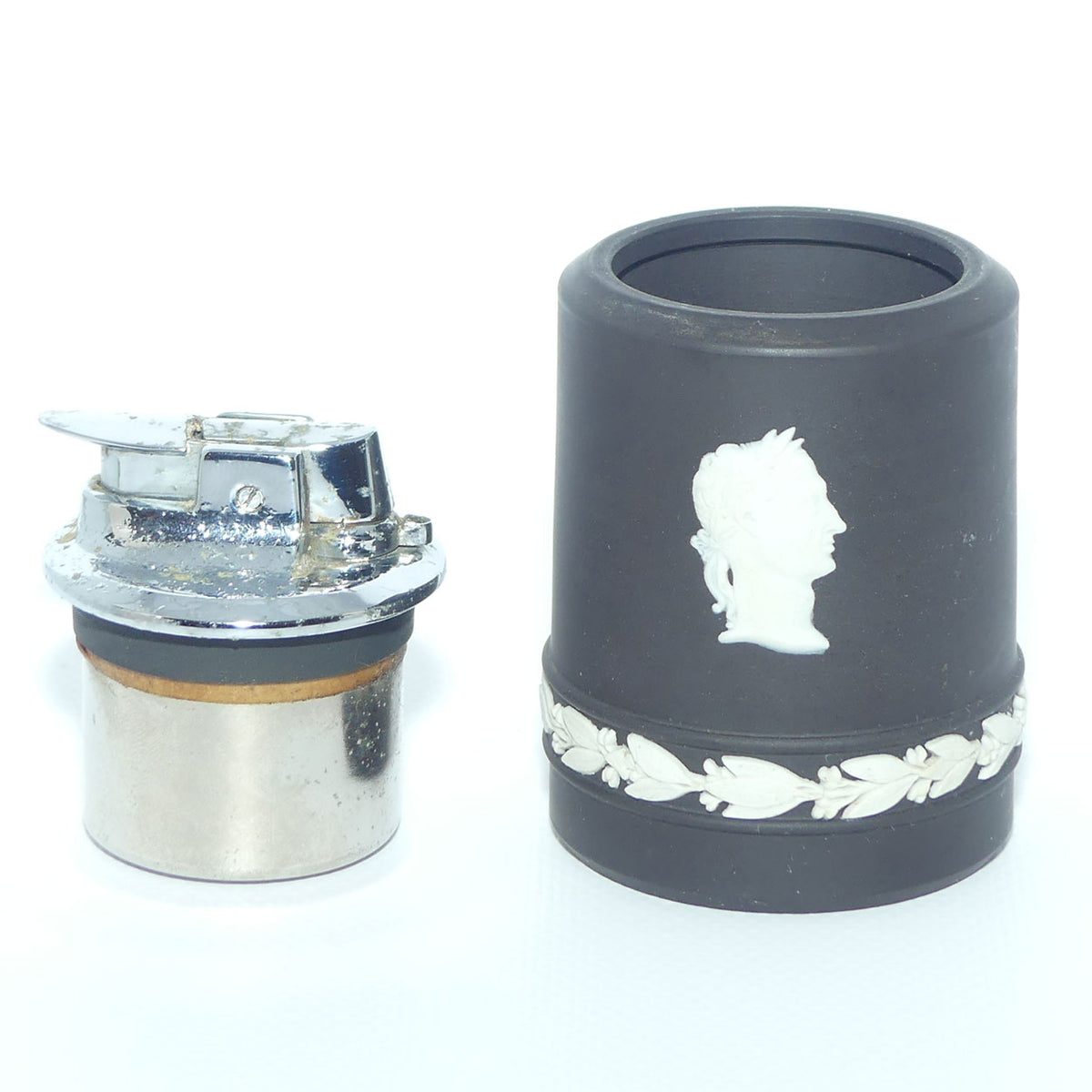 Wedgwood Jasper | White on Black | Roman design table lighter