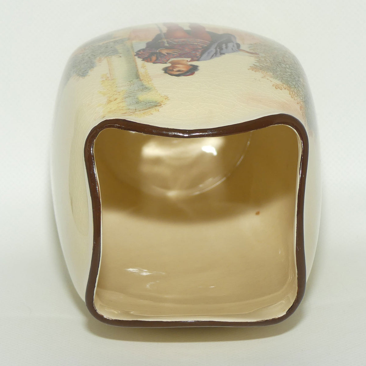 Royal Doulton Shakespearean Romeo vase D3596