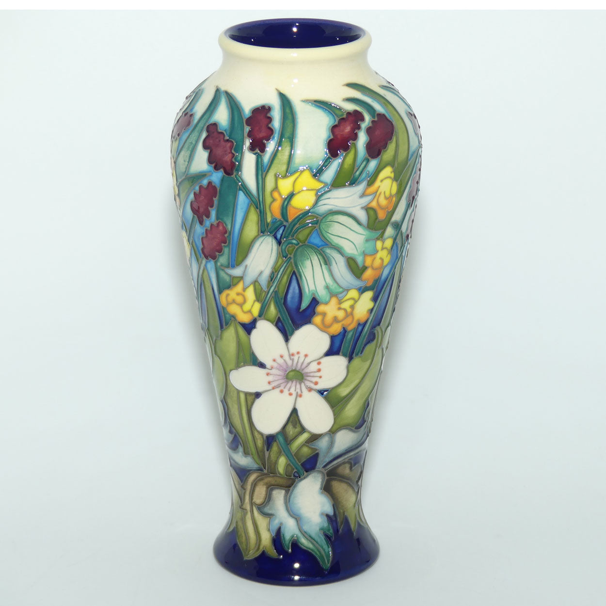 Moorcroft Rose End Meadows 122/8 vase | LE 11/30