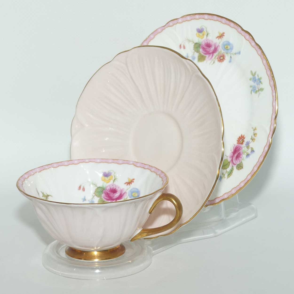 Shelley Oleander shape trio | Rose and Red Daisy with Pink exterior | #2