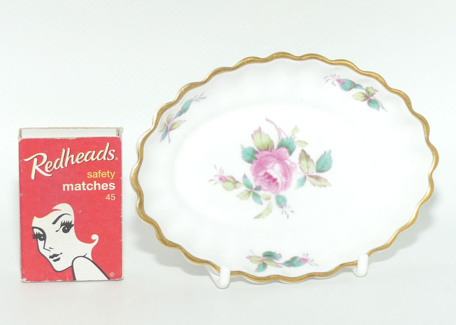 Spode Bone China Billingsley Rose Spray fluted pin dish