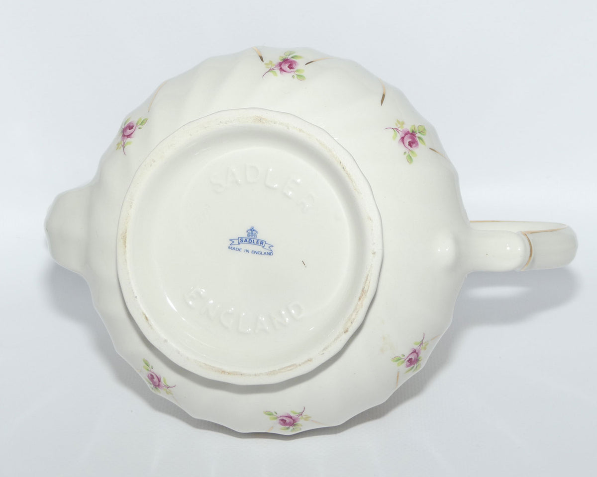 Sadler England Rosebuds tea pot | Classic shape