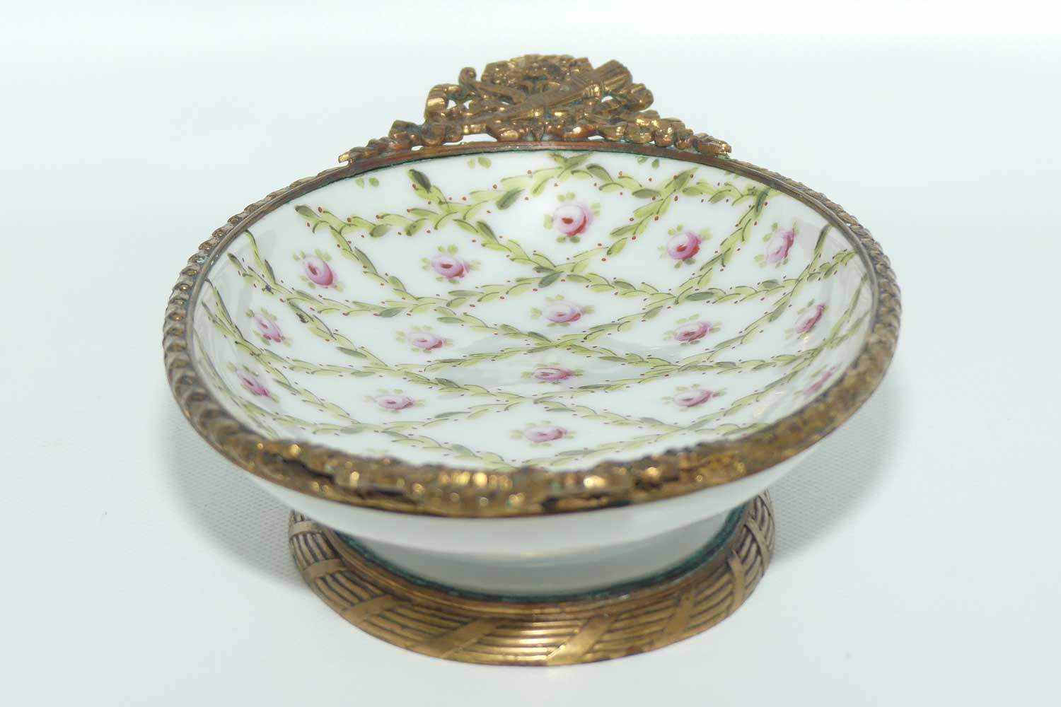 Late 19th Century French Sevres style Roses decorated ormolu set comport | Medium Size