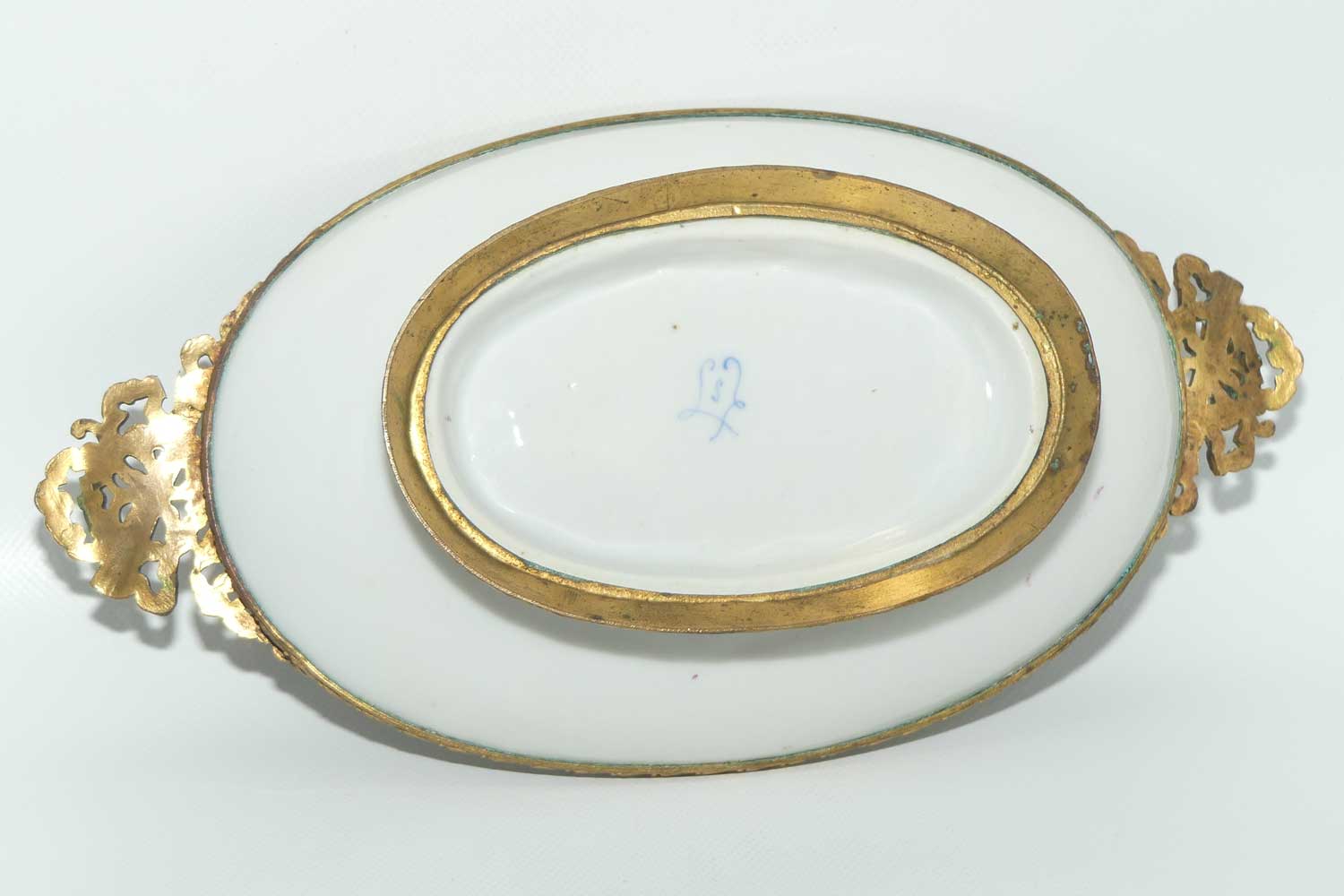 Late 19th Century French Sevres style Roses decorated ormolu set comport | Medium Size