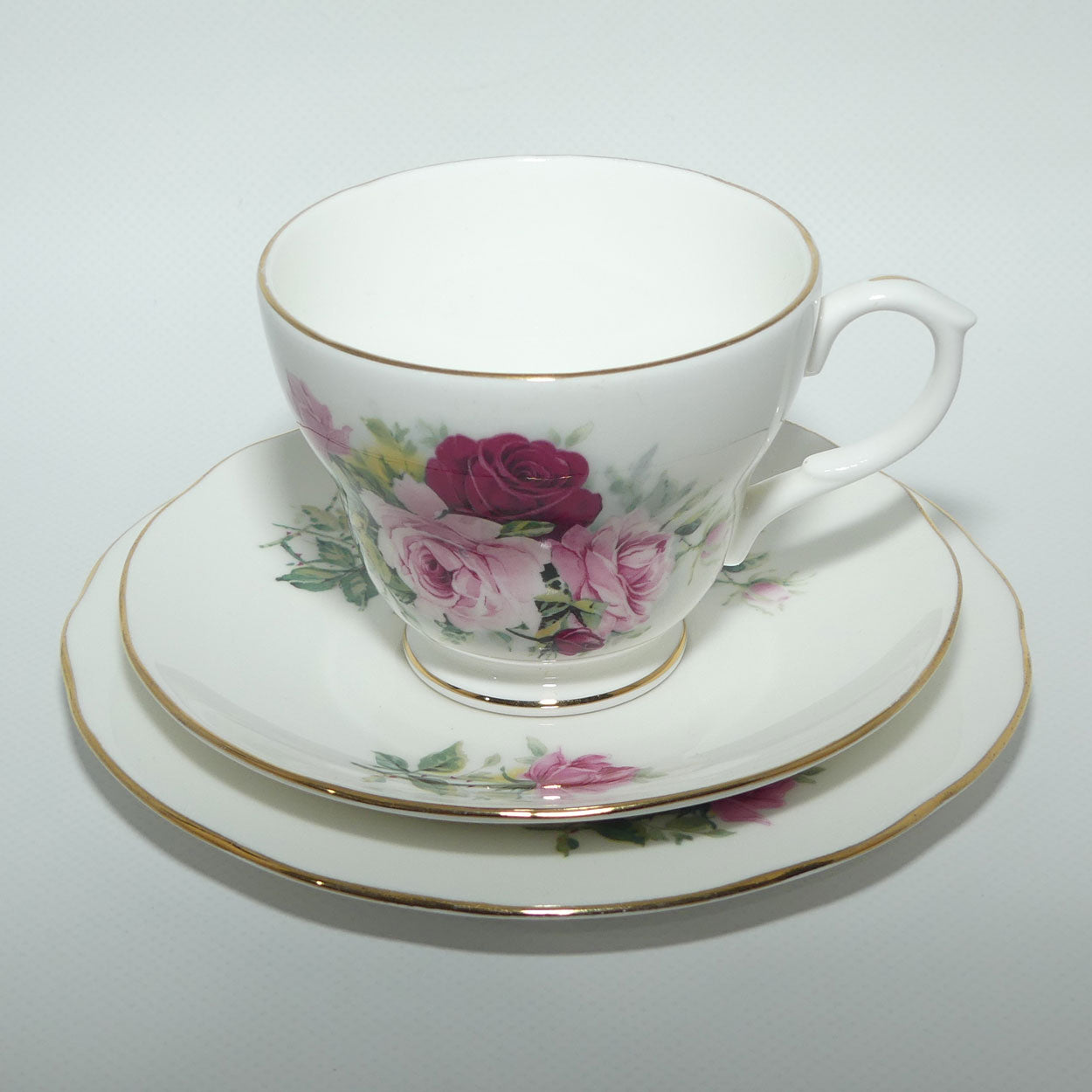 Duchess Bone China Red and Pink Roses trio