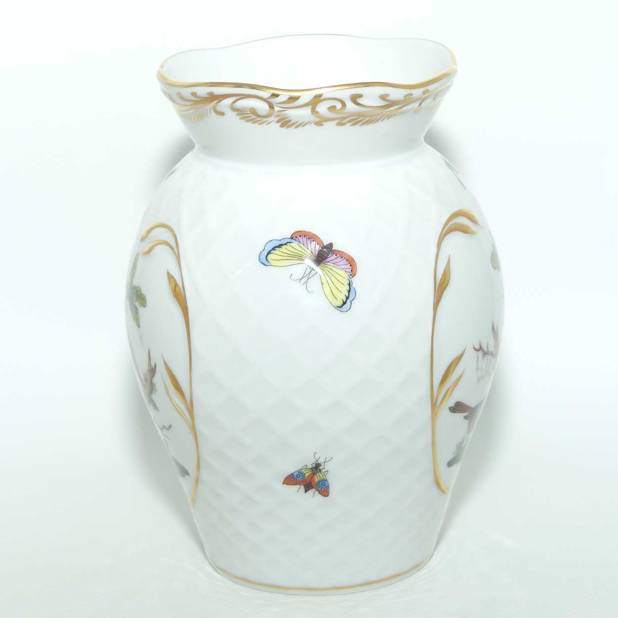 Herend Hungary Rothschild Bird pattern | Basket weave style vase