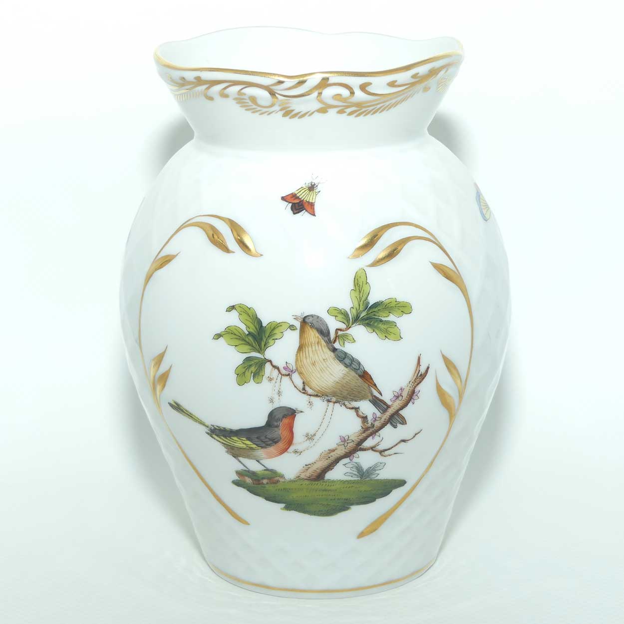 Herend Hungary Rothschild Bird pattern | Basket weave style vase