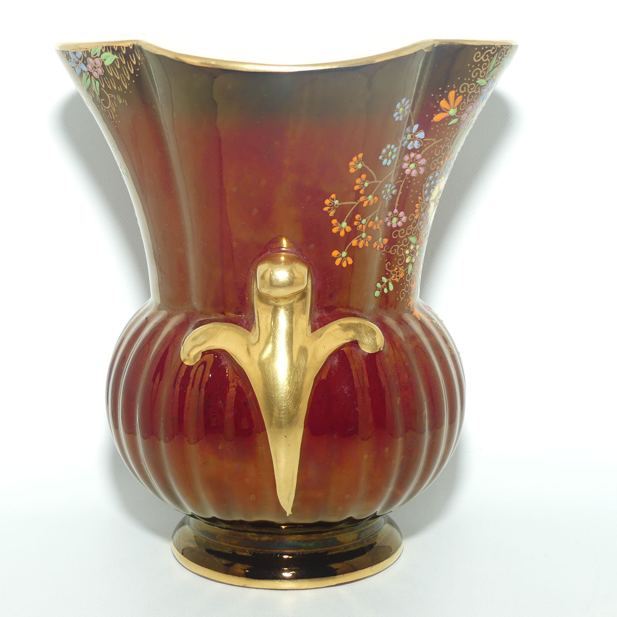 Crown Devon Fieldings Rouge Floral design twin handle vase with ribbed shape
