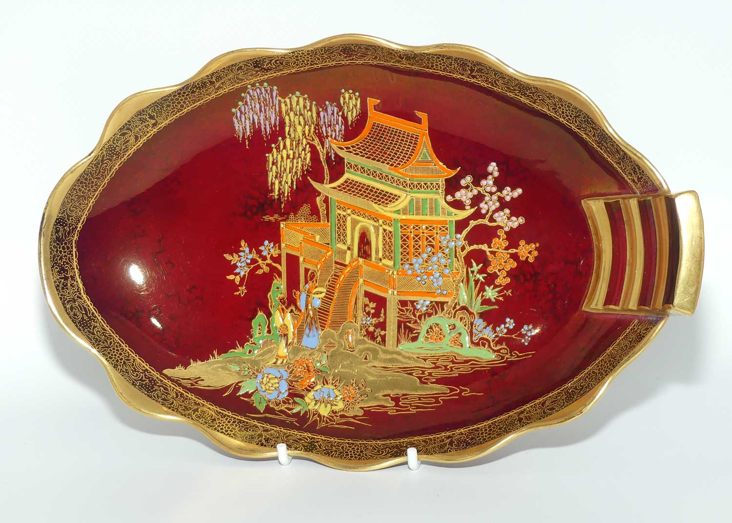 Carlton Ware Rouge Royale Pagoda pattern oval bowl | 26cm wide