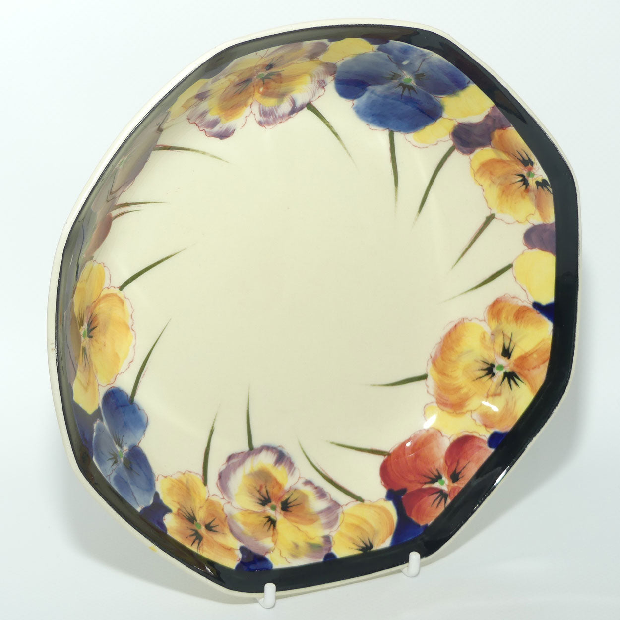 Royal Doulton Pansy with Black Border D4049 | round bowl