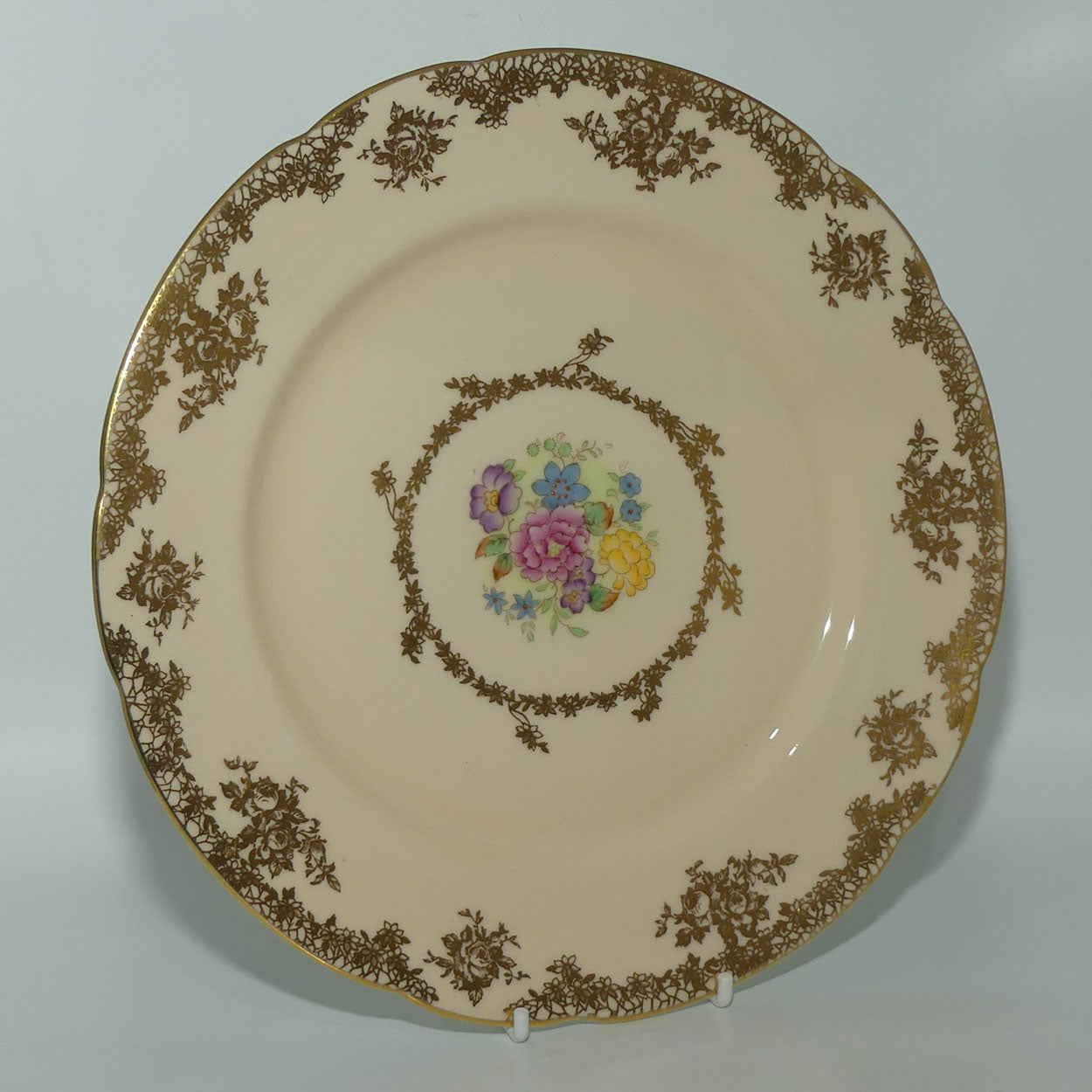 Paragon floral and gilt border plate | Cream tones