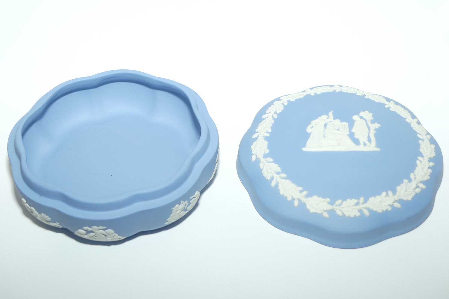 Wedgwood Jasper | White on Pale Blue | Well decorated large round box | Grecian scene | Acorn border