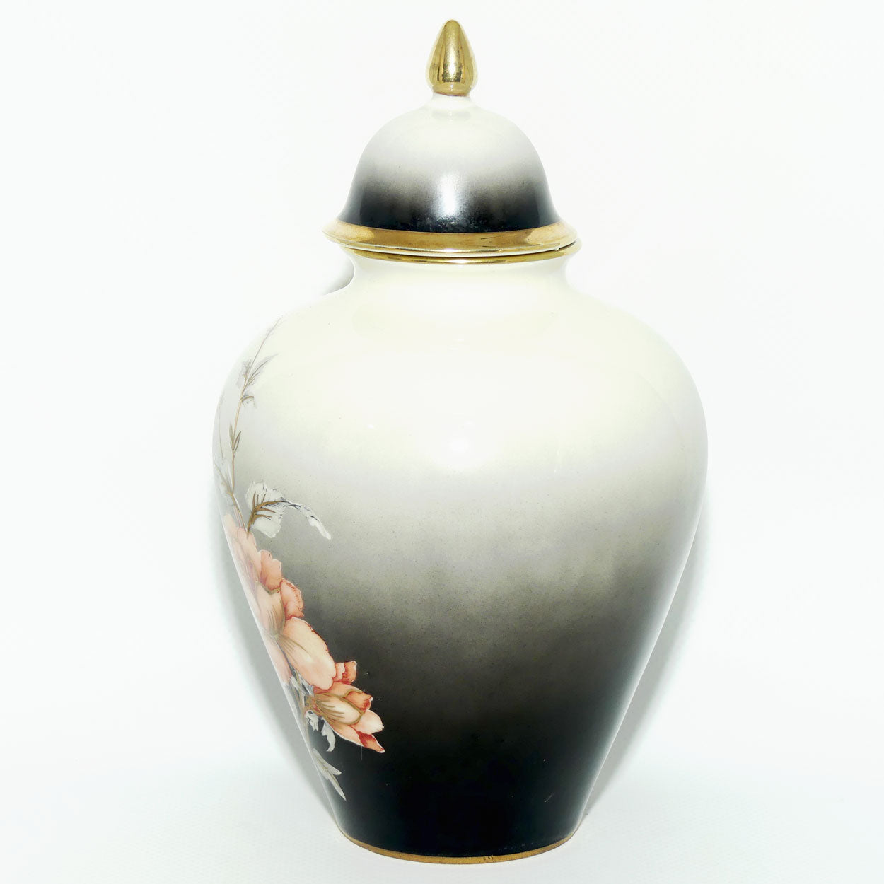 Royal Porzellan Bavaria KM Germany lidded floral decorated ginger jar