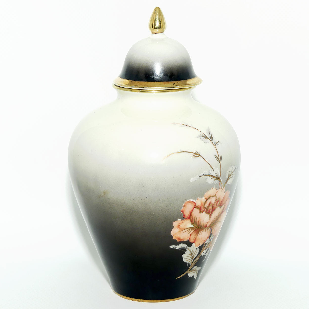 Royal Porzellan Bavaria KM Germany lidded floral decorated ginger jar