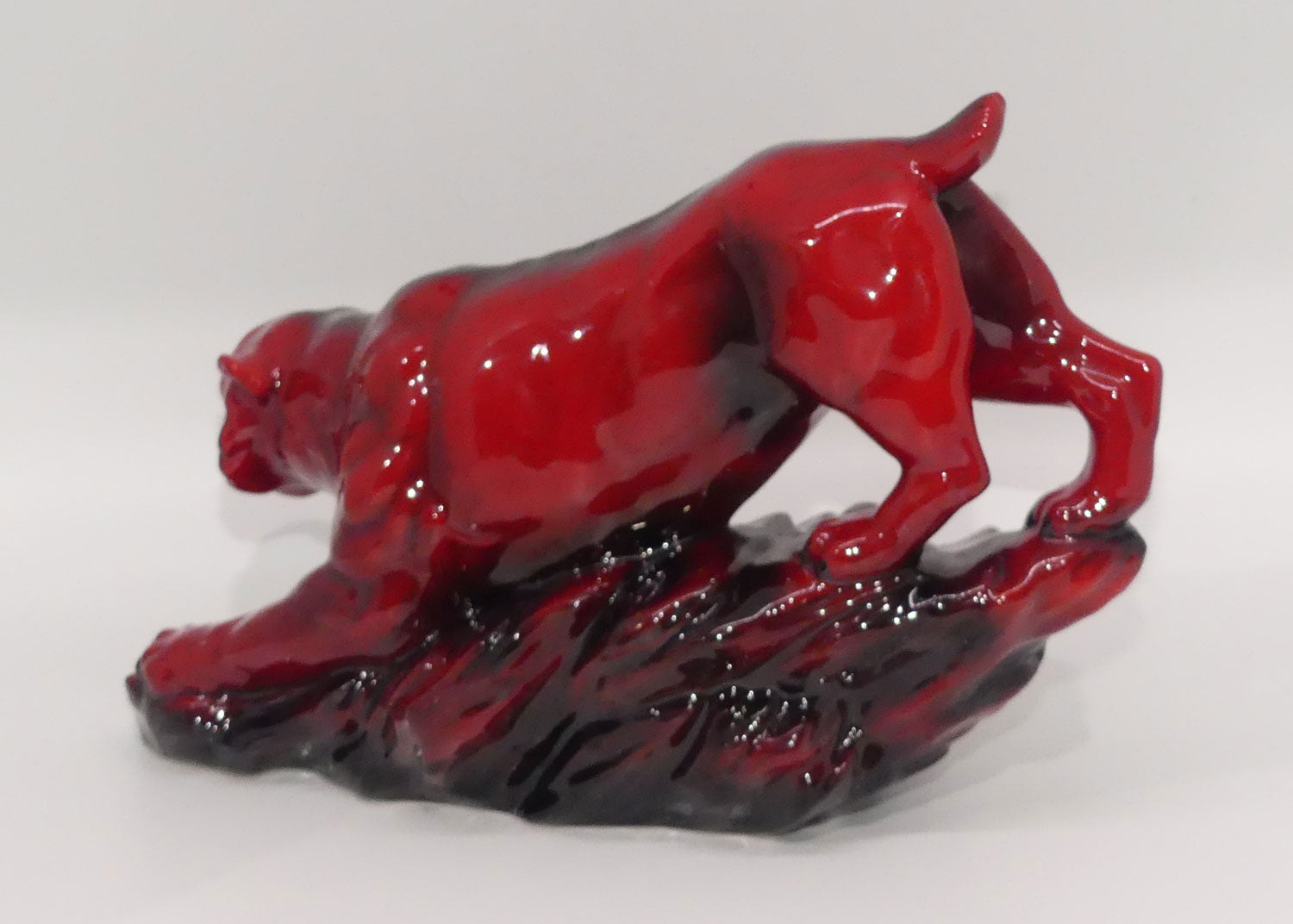 peggy-davies-ceramics-ruby-fusion-glaze-tiger-on-rock-3-white-teeth
