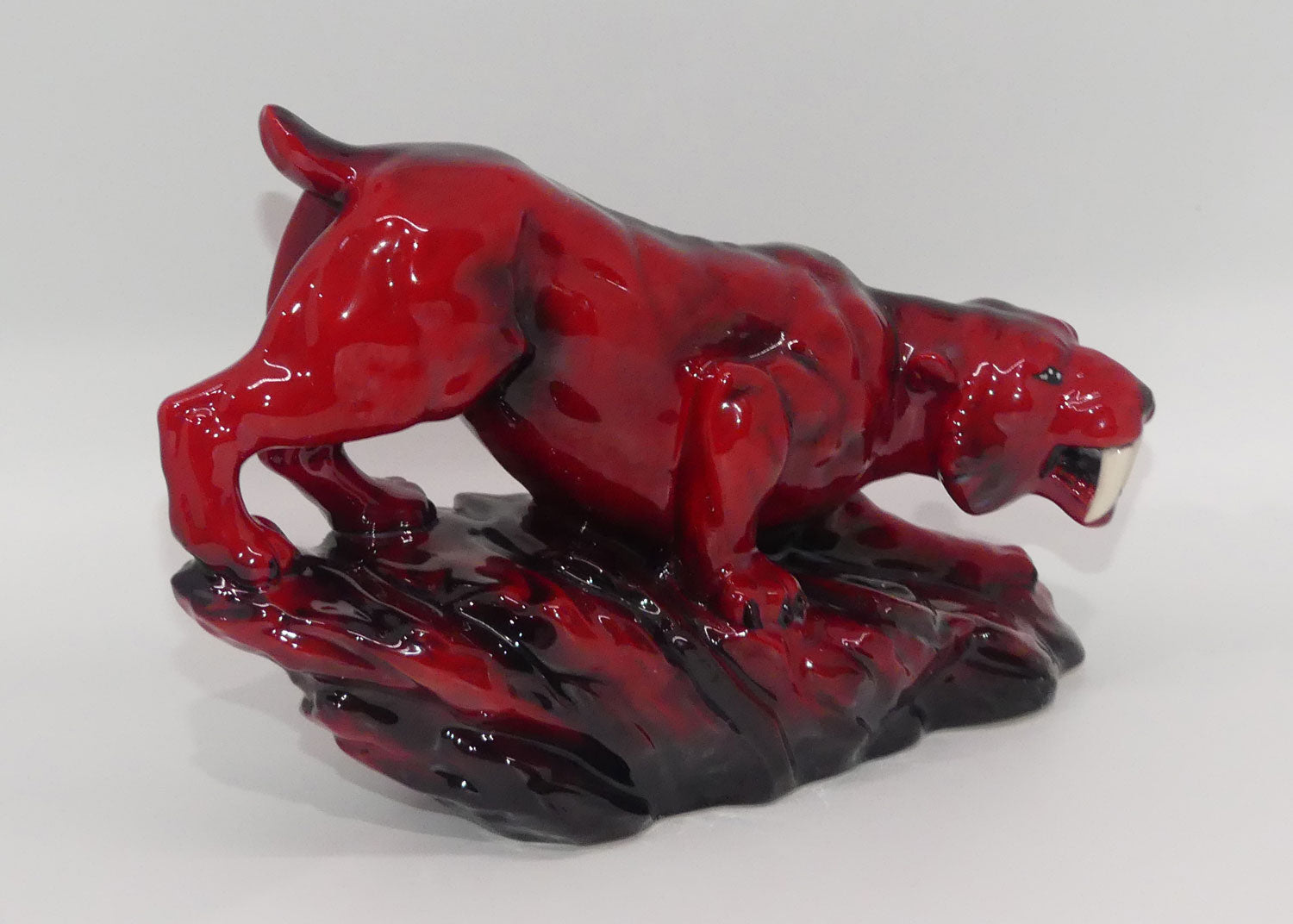 peggy-davies-ceramics-ruby-fusion-glaze-tiger-on-rock-3-white-teeth