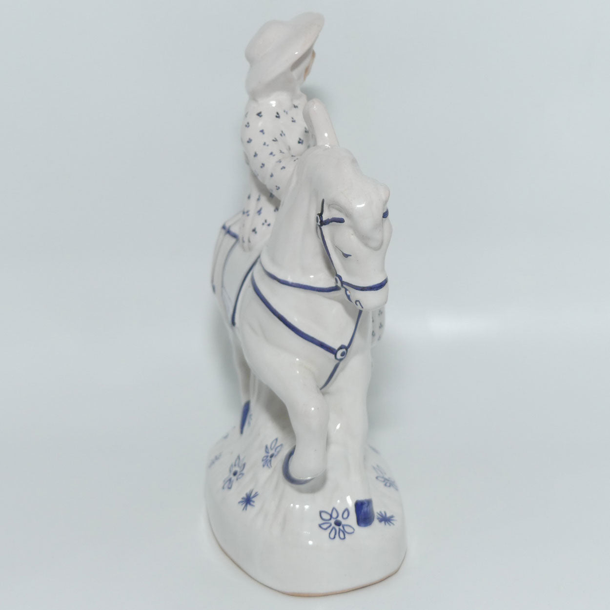 Rye Pottery England Wife of Bath figure | Chaucer Canterbury Tales