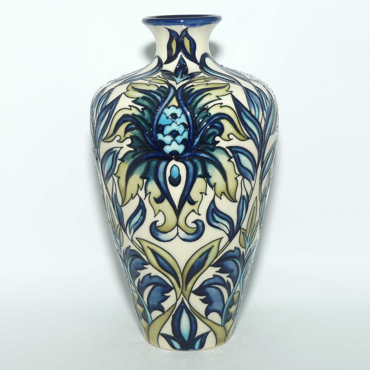 Moorcroft Sabratha vase | Shape 72/9 | LE 5/100