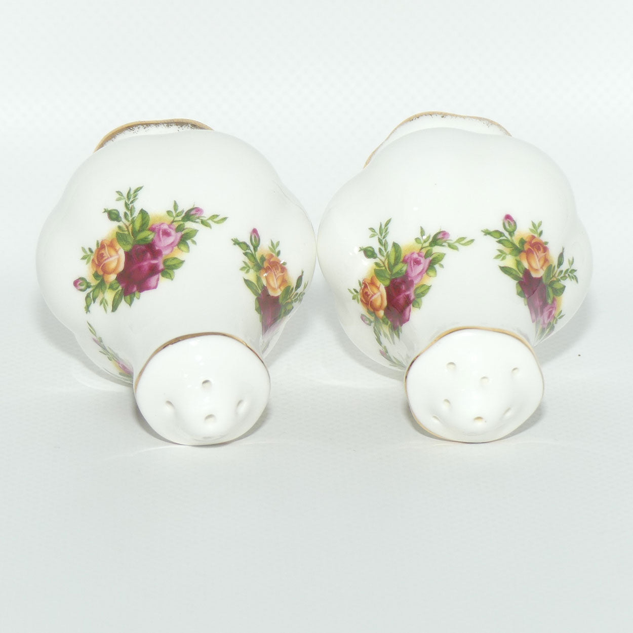 Royal Albert Bone China England Old Country Roses Salt and Pepper set | #1