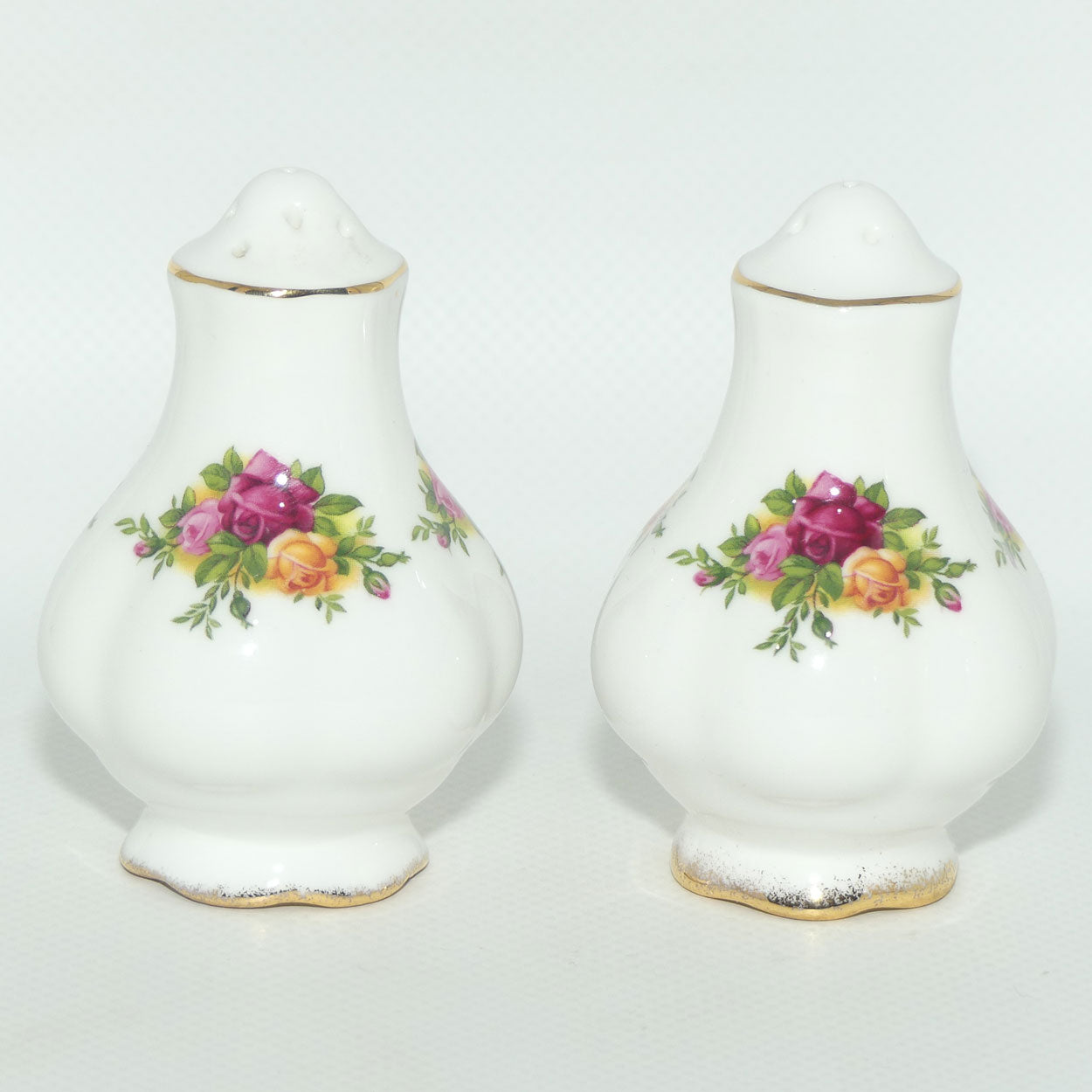 Royal Albert Bone China England Old Country Roses Salt and Pepper set | #2