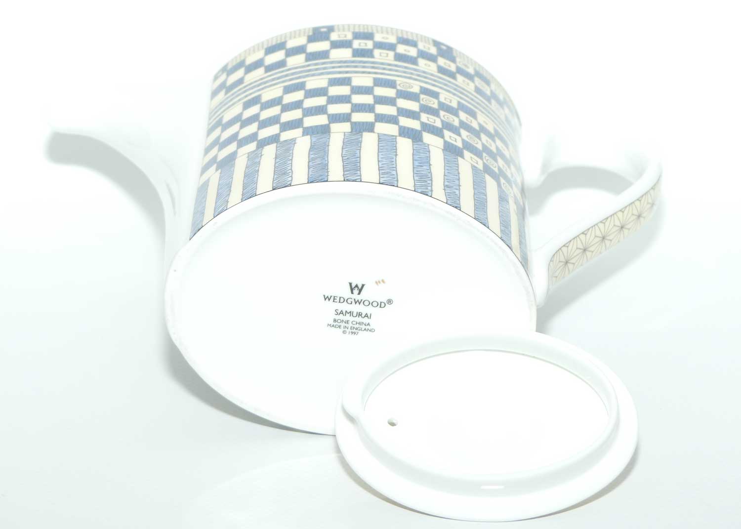 Wedgwood Bone China Samurai pattern | Coffee Pot | 900mls
