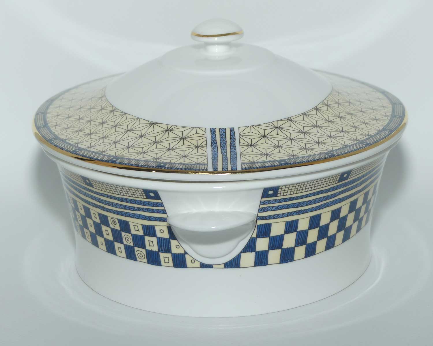 Wedgwood Bone China Samurai pattern | Covered Vegetable dish or tureen | #1