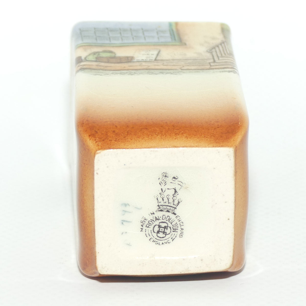 Royal Doulton Dickens Sam Weller small rectangular vase D2973