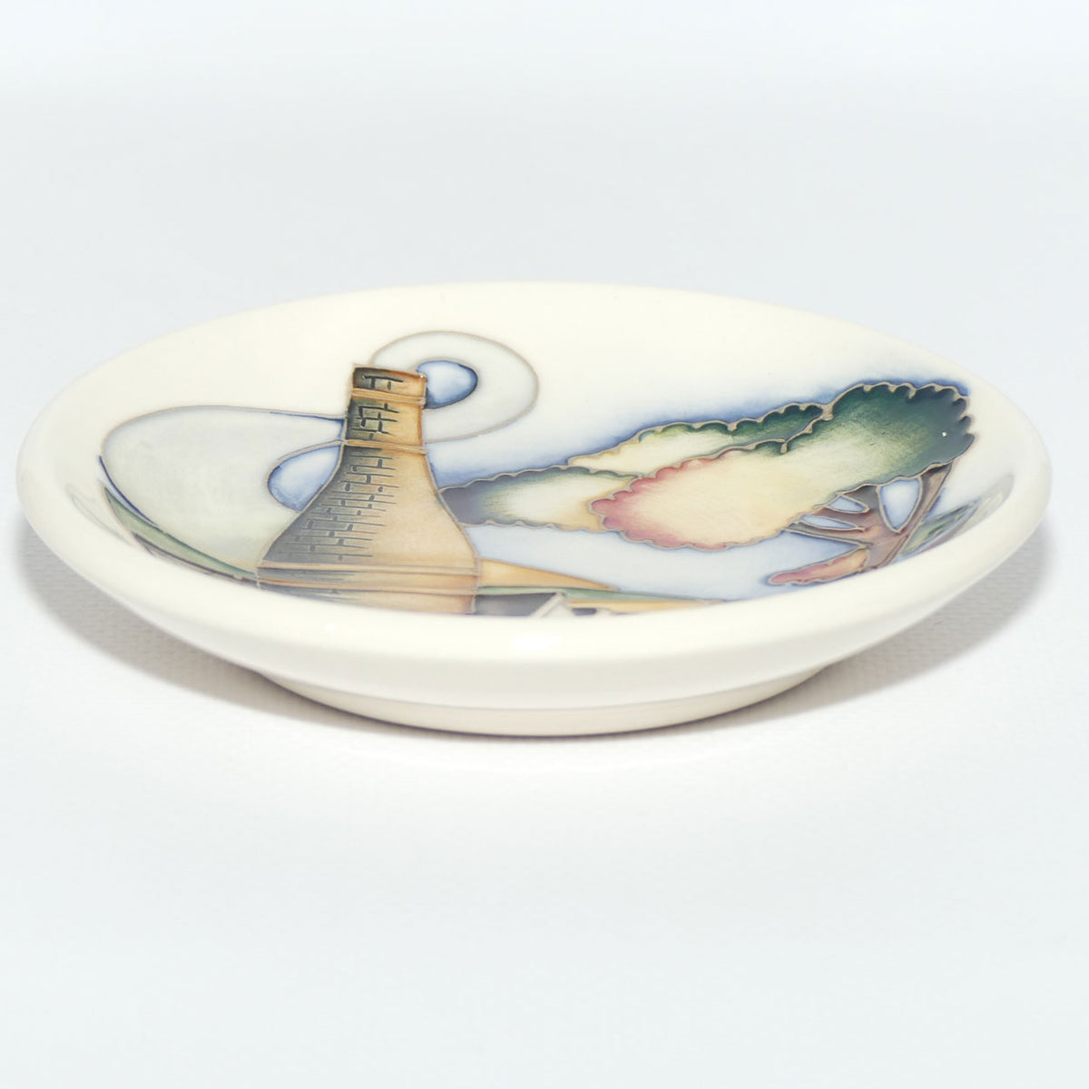 Moorcroft Sandbach Road tray | Shape 780/4 | NE88
