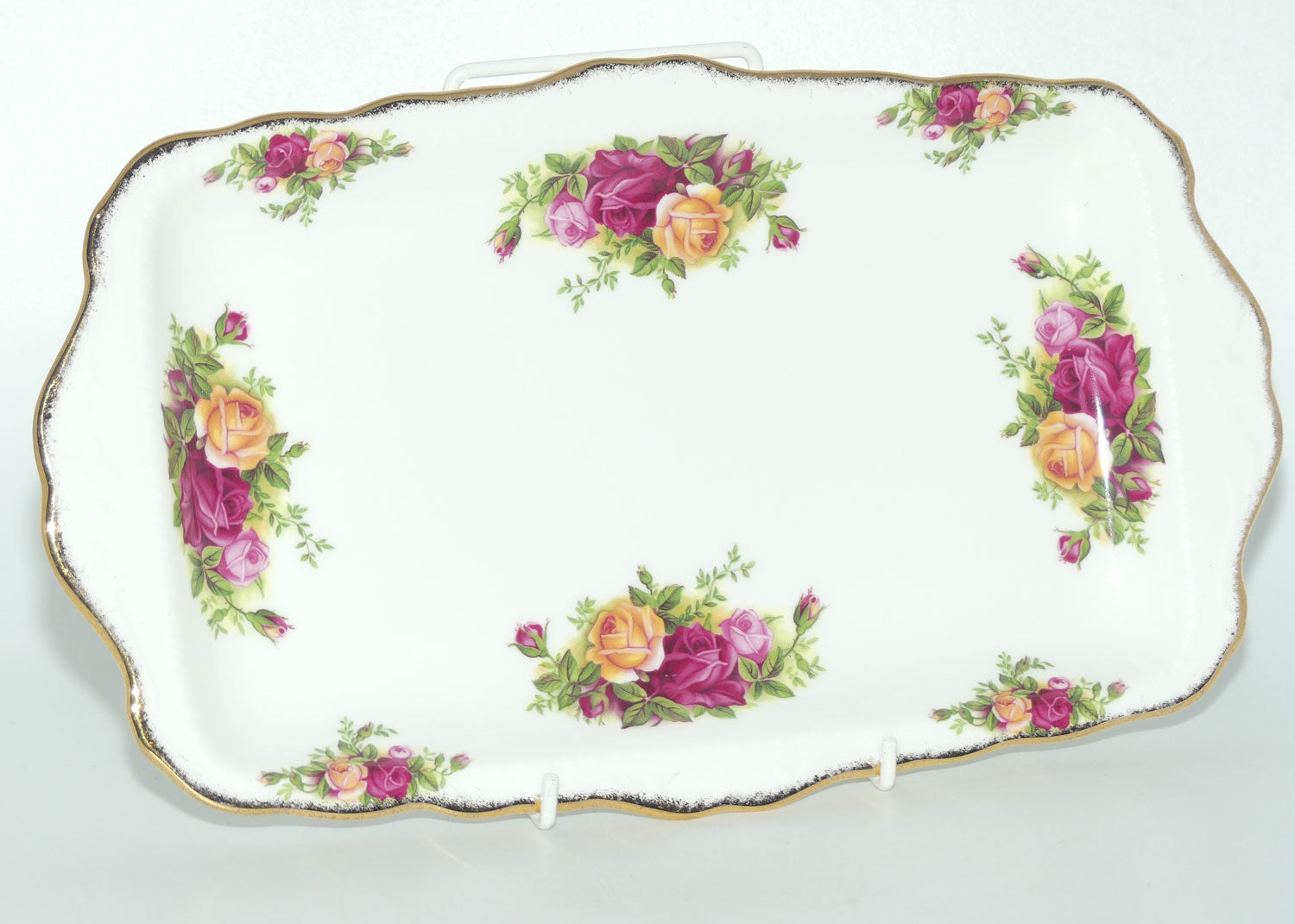 Royal Albert Bone China England Old Country Roses  Rectangular Sandwich Tray | © 1962 Royal Albert Ltd backstamp