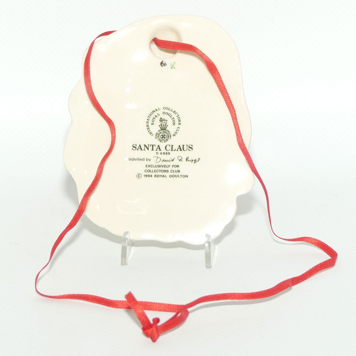 D6989 Royal Doulton Christmas Tree Ornament | Santa Claus